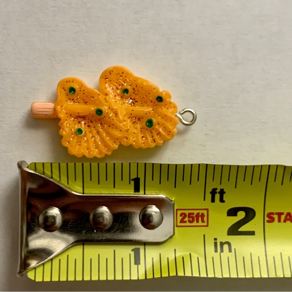 Grilled Scallops Charm Pendant - Picture 8 of 8